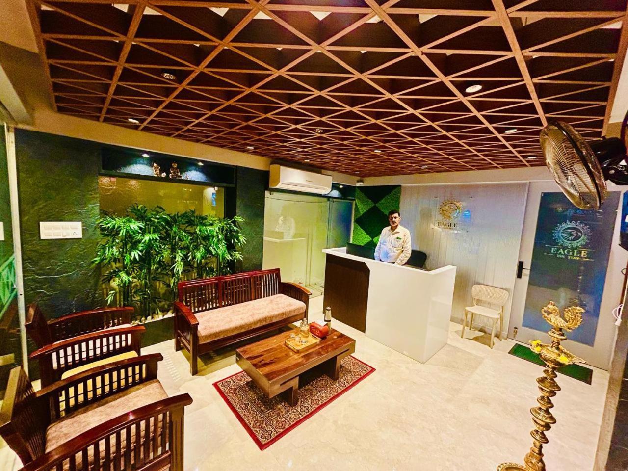 Eagle Inn Stay Kanchipuram Esterno foto