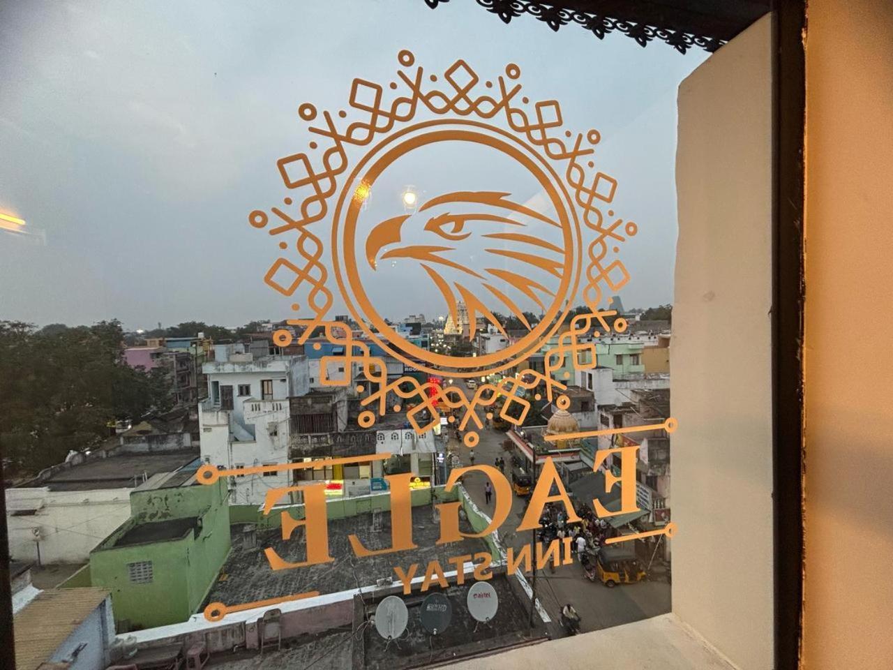 Eagle Inn Stay Kanchipuram Esterno foto